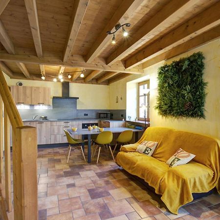 Gite De Charme Avec 2 Terrasses, Au Coeur Du Parc Du Pilat, Confortable Et Equipe - Fr-1-496-40 Malleval Exterior foto